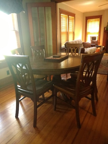 Cottage, beach, The Dixie, rope swing, kid friendly