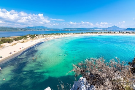 Beach. Olympia House DIONISOS AND DIMITRA 1