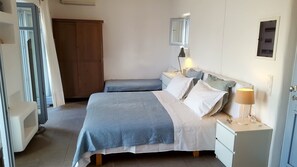 Desk, iron/ironing board, free WiFi, bed sheets