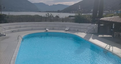 AUF DEM SEE IN RESIDENCE MIT EINZIMMER-SWIMMINGPOOL