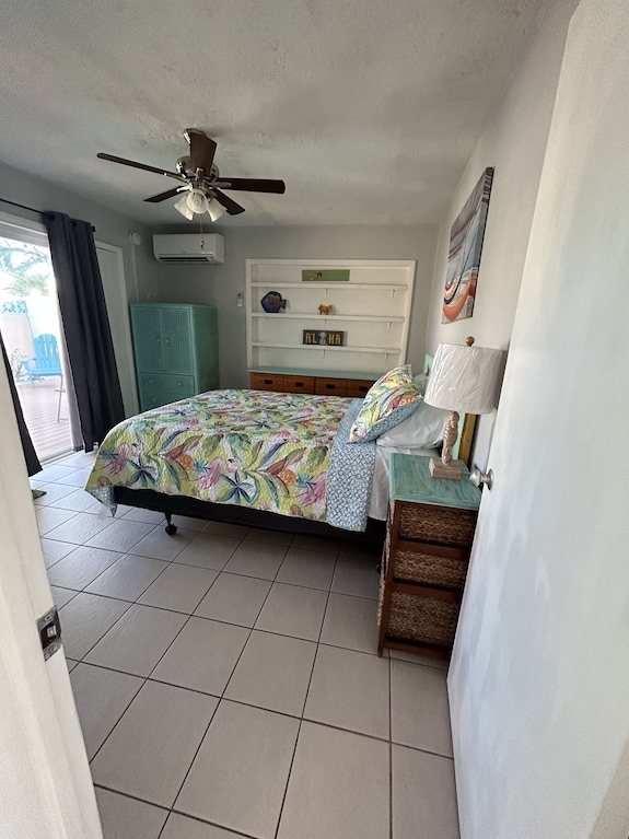 Convenient Central Marathon Location, Canal View. - Marathon, FL