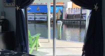 Captainâs Quarters Along the Sea Private waterfront Suite