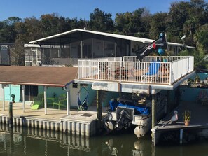 Exterior - Captain’s Quarters Along the Sea Your Private waterfront Suite! (Oak Hill)