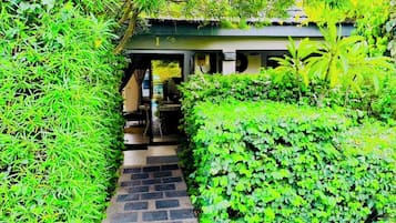 2 habitaciones, minibar, insonorización y wifi gratis