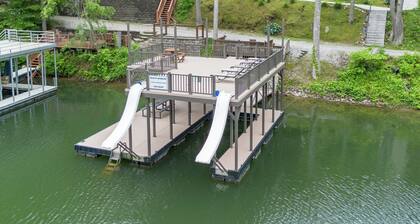 Norris Lakefront, June & Aug Weekend Avail, private 2 story dock w/ 2 slides
