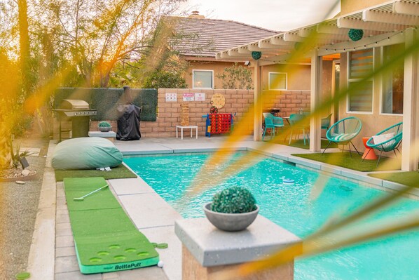 Outdoor pool, a heated pool