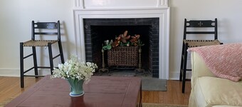 Charming Charming cottage located 1 hour from NYC