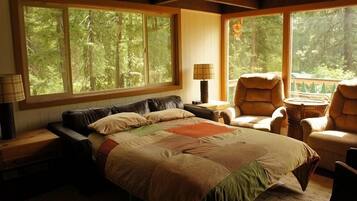 2 chambres, bureau, fer et planche à repasser, lit parapluie