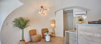 Accès Piscine Extérieure Saisonnière