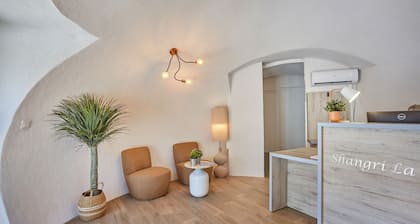 Accès Piscine Extérieure Saisonnière