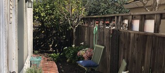 Chic Private Cottage with a pool and hot tub.