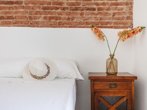 2 chambres, fer et planche à repasser, Internet, draps fournis