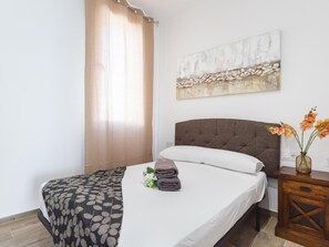 2 Schlafzimmer, Bügeleisen/Bügelbrett, Internetzugang, Bettwäsche