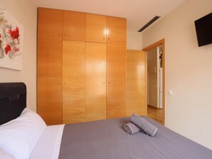 1 chambre, fer et planche Ă repasser, accĂšs Internet, draps fournis