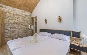 2 chambres, accès au Wi-Fi (inclus), literie fournie