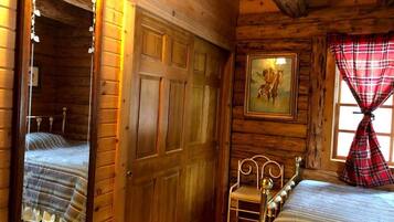 2 dormitorios, escritorio, wifi gratis y ropa de cama