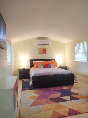 2 bedrooms, iron/ironing board, WiFi, bed sheets