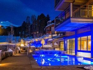Piscina interna, piscina externa