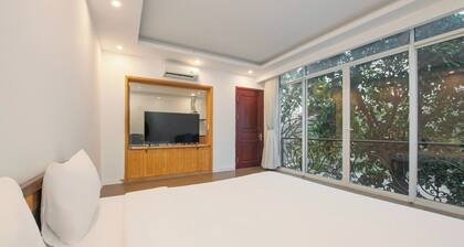 Lakeside House - Hanoi