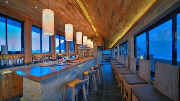 Bar (in der Unterkunft)