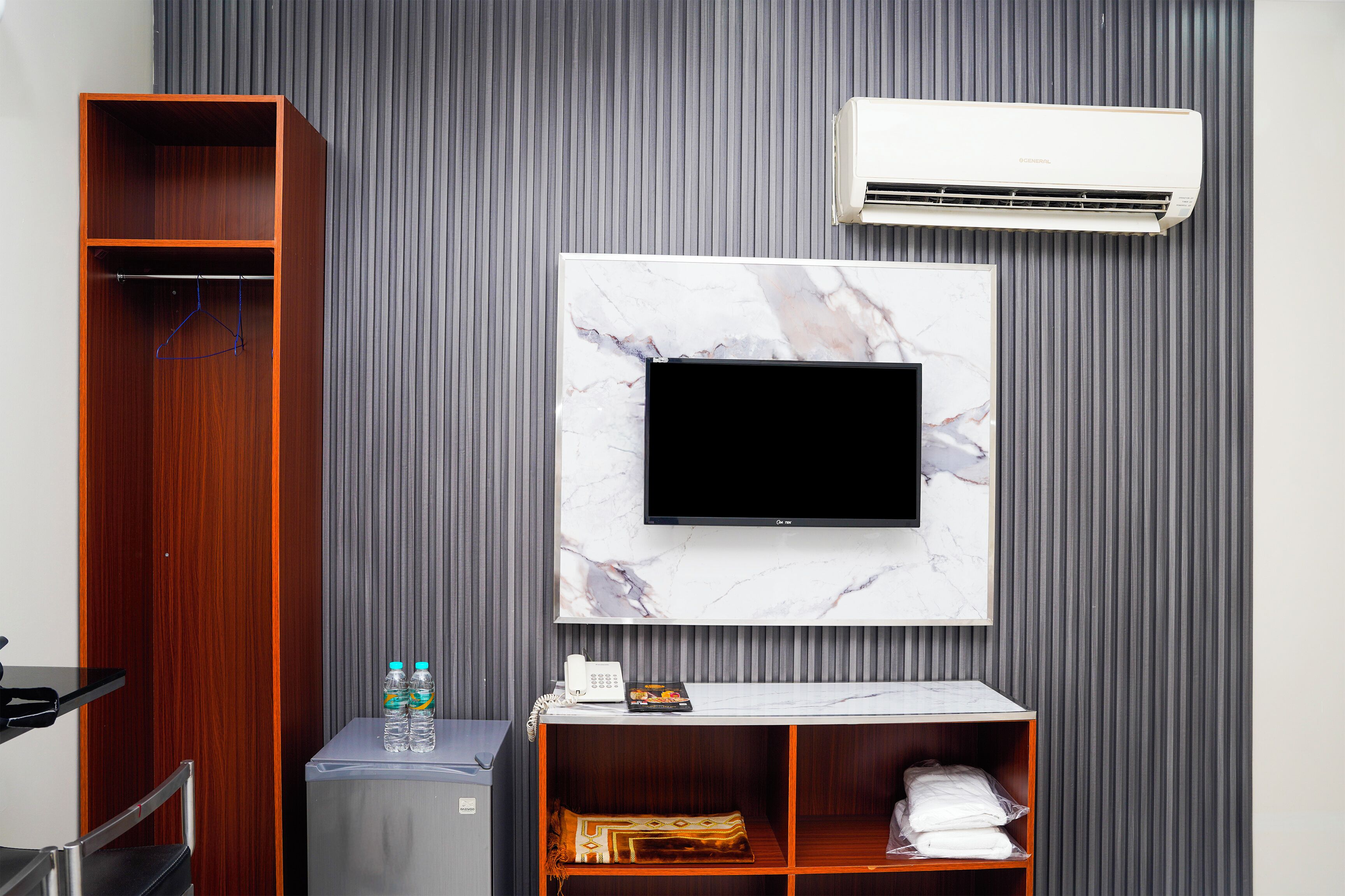 Foto - Palette Muscat Al Bayrahaa