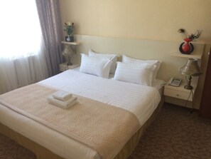 Deluxe Double Room - Silk Way Boutique Hotel (Osh)