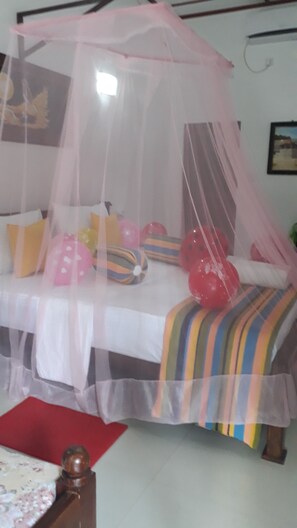 1 bedroom, in-room safe, free WiFi