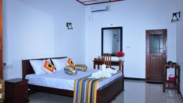 Executive Room | 1 bedroom, in-room safe, free WiFi
