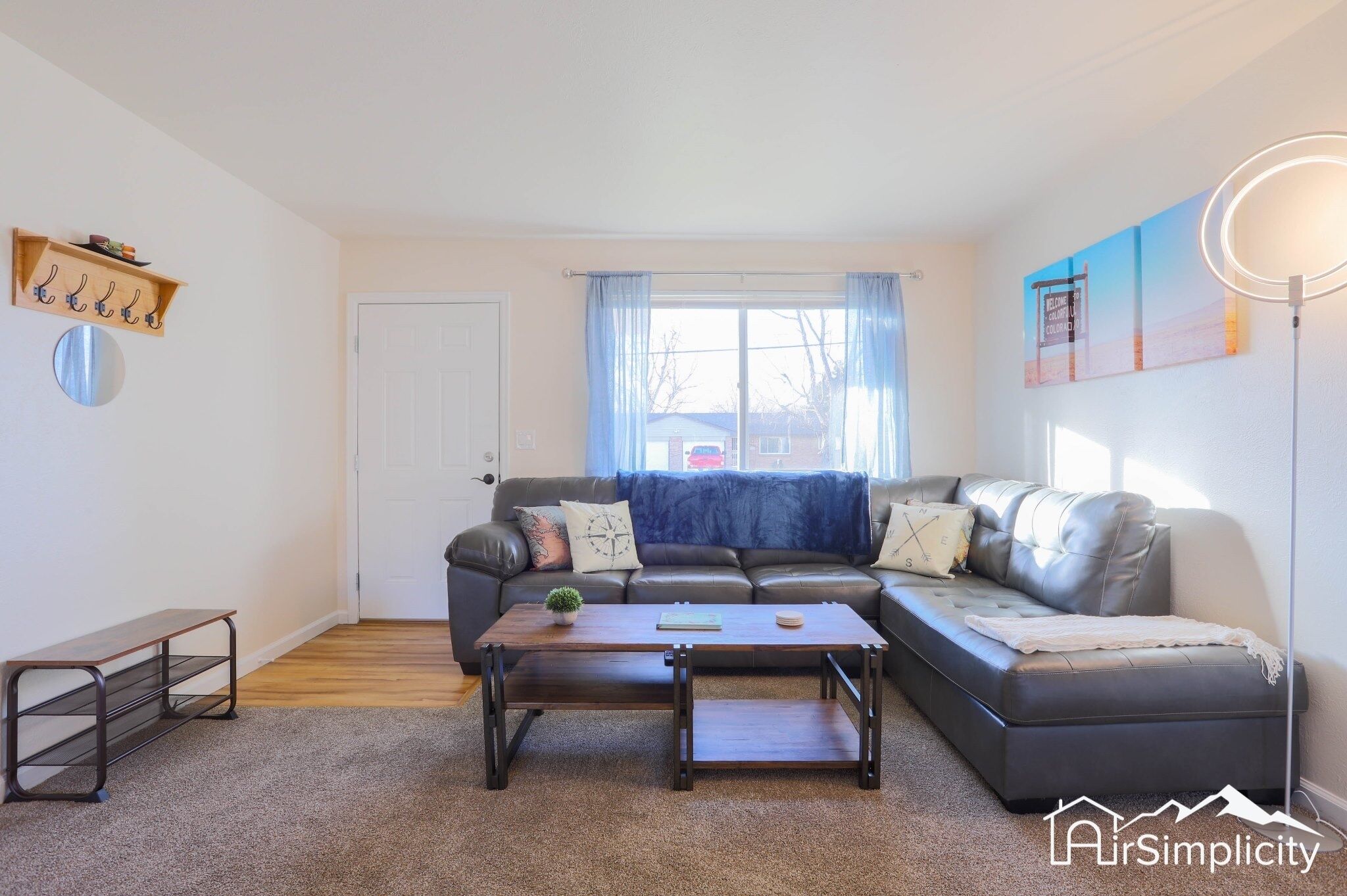 Cozy Inner-City Casita • 2 BR • Near Foothills/DT