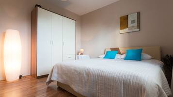 2 chambres, fer et planche Ă repasser, Wi-Fi, draps fournis