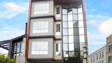 Fachada da propriedade