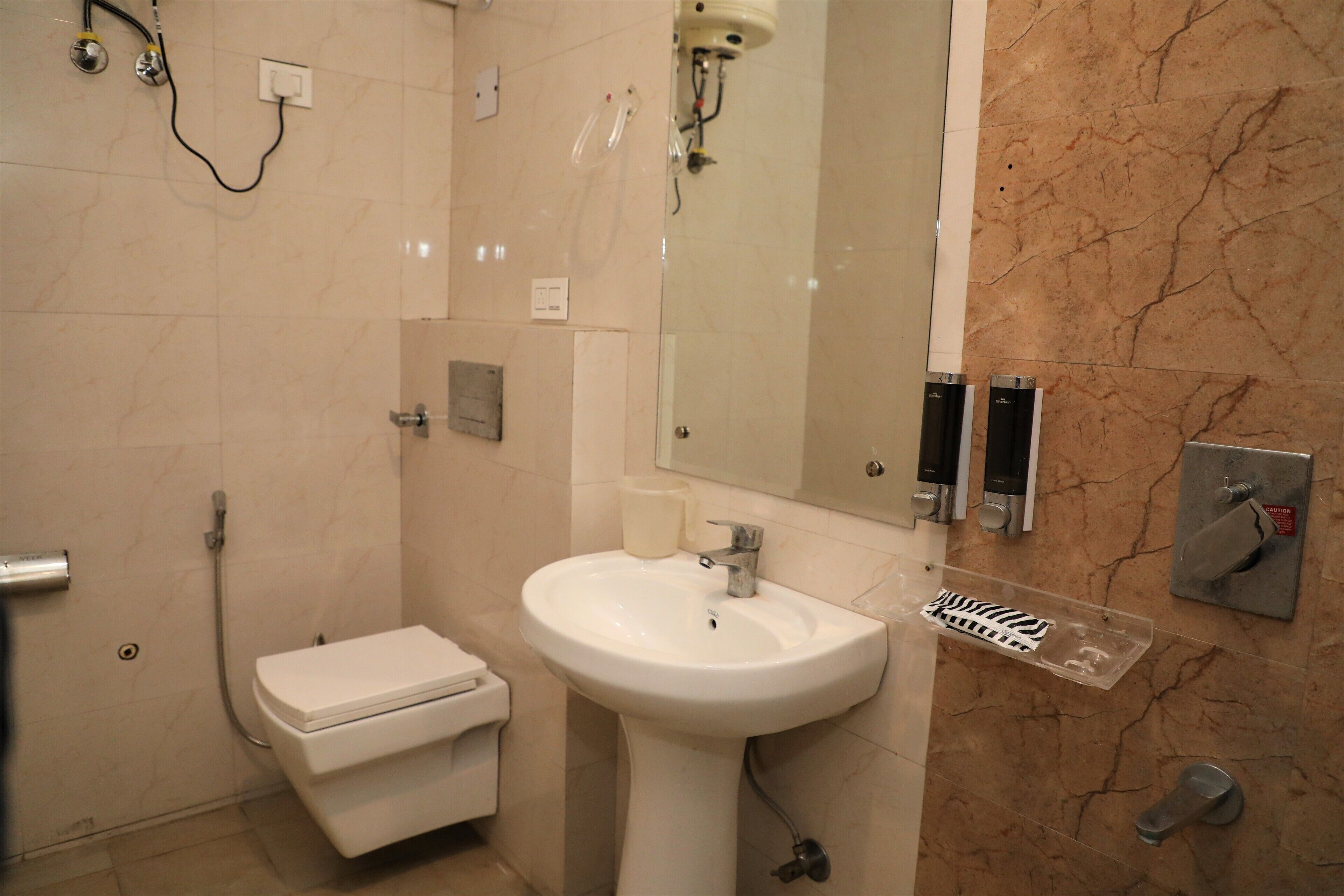 Pintu masuk interior