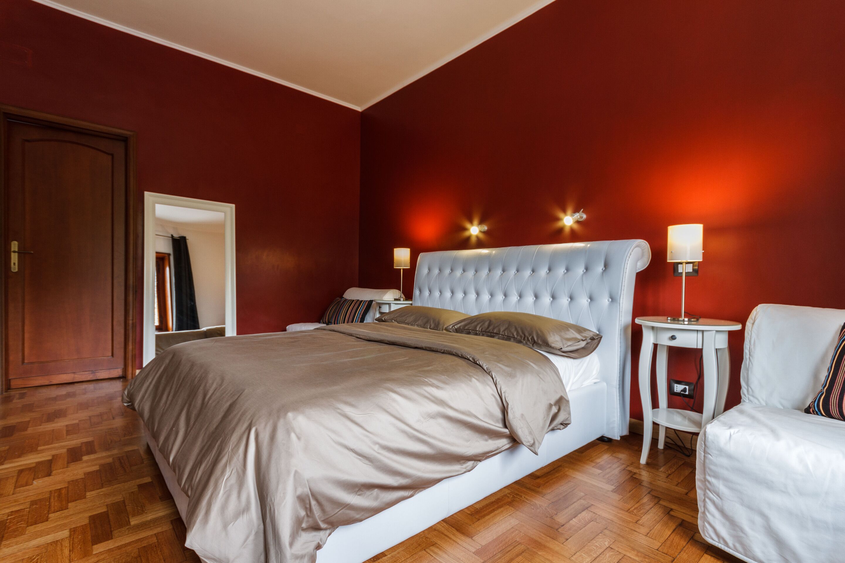 Deluxe Double Room, Ensuite, City View (Camera Matrimoniale) | Individually furnished, desk, laptop workspace, cribs/infant beds