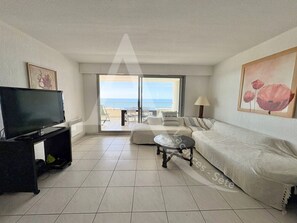 TV - 6 PERS, 3 CHAMBRES, LARGE TERRASSE AVEC VUE UNIQUE (Sète)