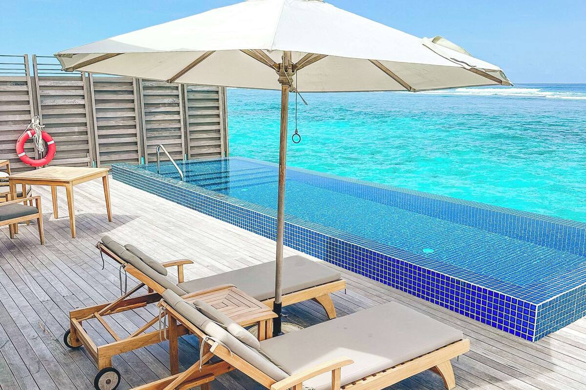 1 bedroom, egyptian cotton sheets, premium bedding, minibar