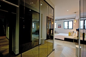 Panoramic-Penthouse | Schrank