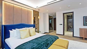 1 habitación, espacio para trabajar con laptop y insonorización