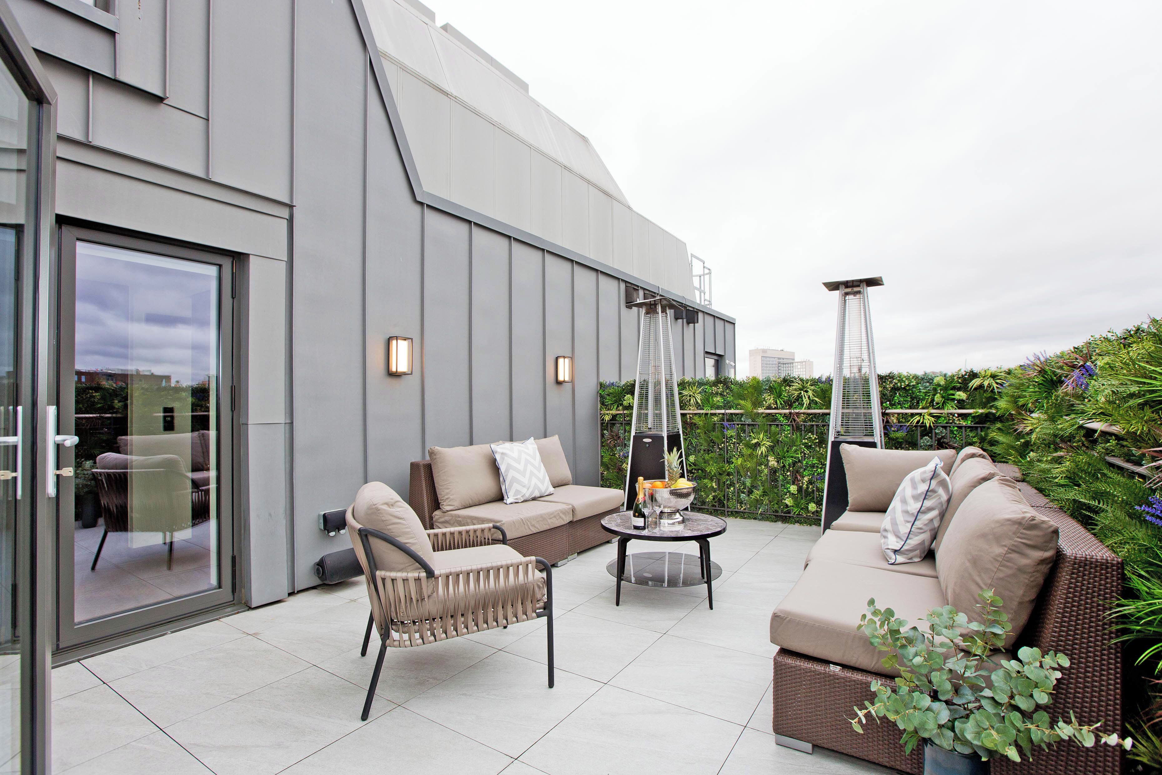 GS22 - 3 Bed Penthouse | Terrace/patio