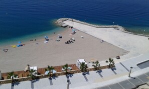 Sun-loungers