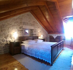 2 bedrooms, iron/ironing board, Internet, bed sheets - Holiday house Pivcevi (Podgora)