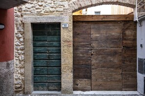 Entrée de l’hébergement