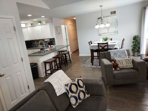 Smart TV, fireplace, DVD player