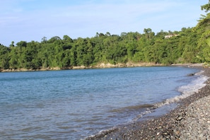 Tæt på stranden