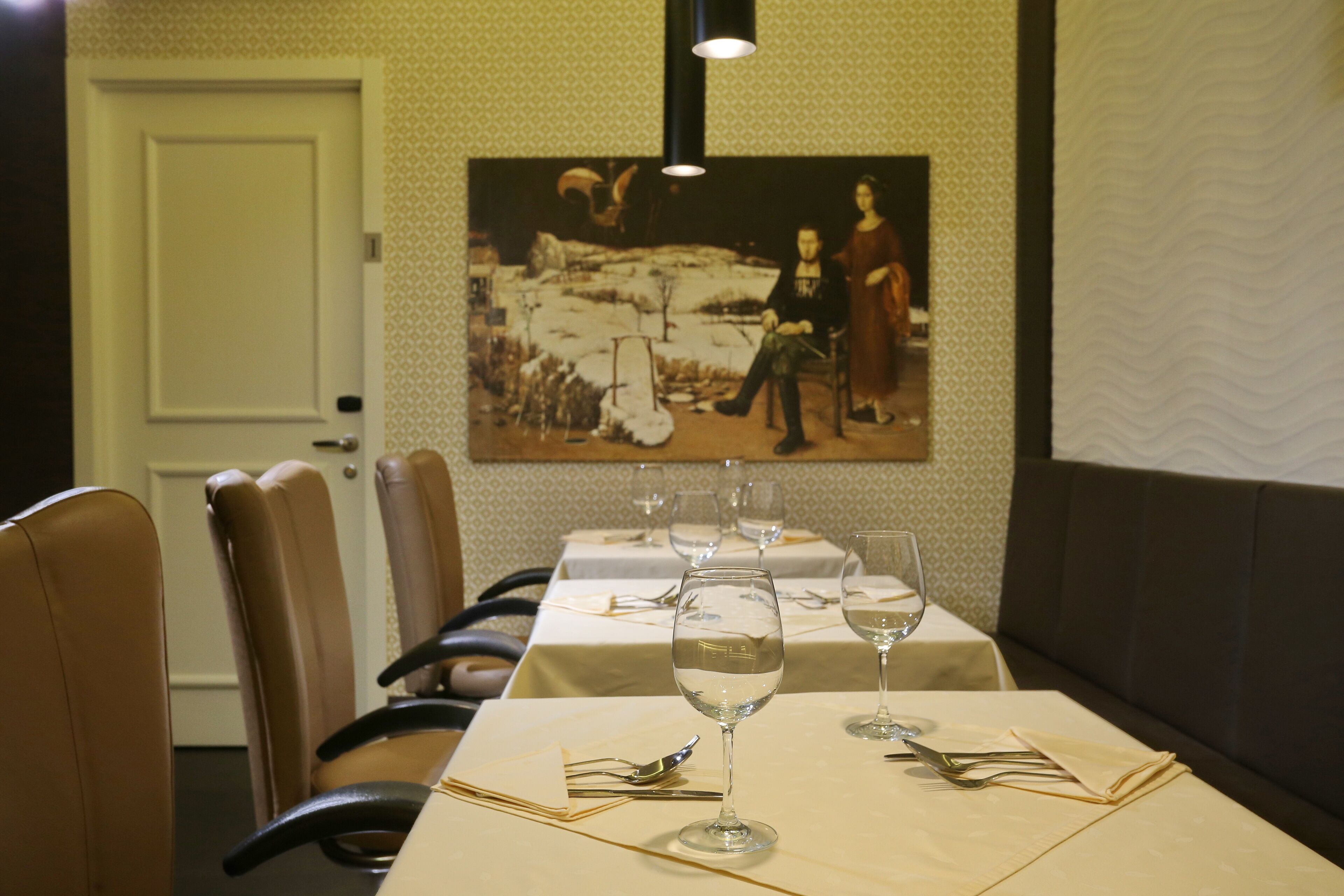 Desayuno buffet diario (EUR 10 por persona)