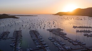 Marina - T2 garden apartment with very large open terrace! (LE DIAMANT)