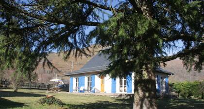 Una casa unifamiliar en el corazón de los Pirineos.