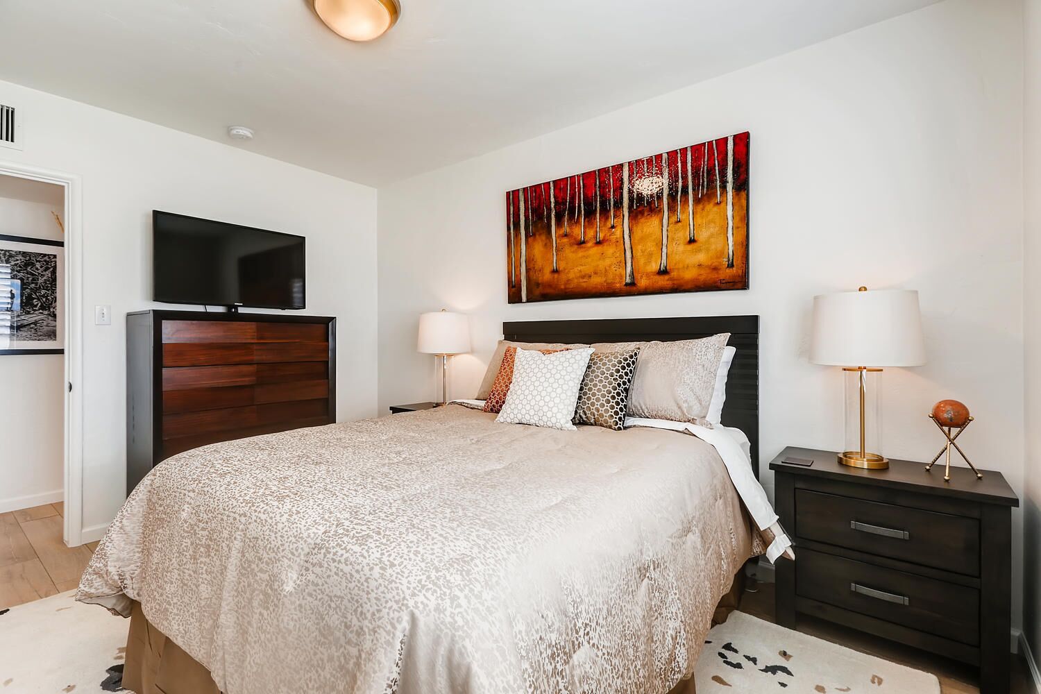 Guest bedroom 4