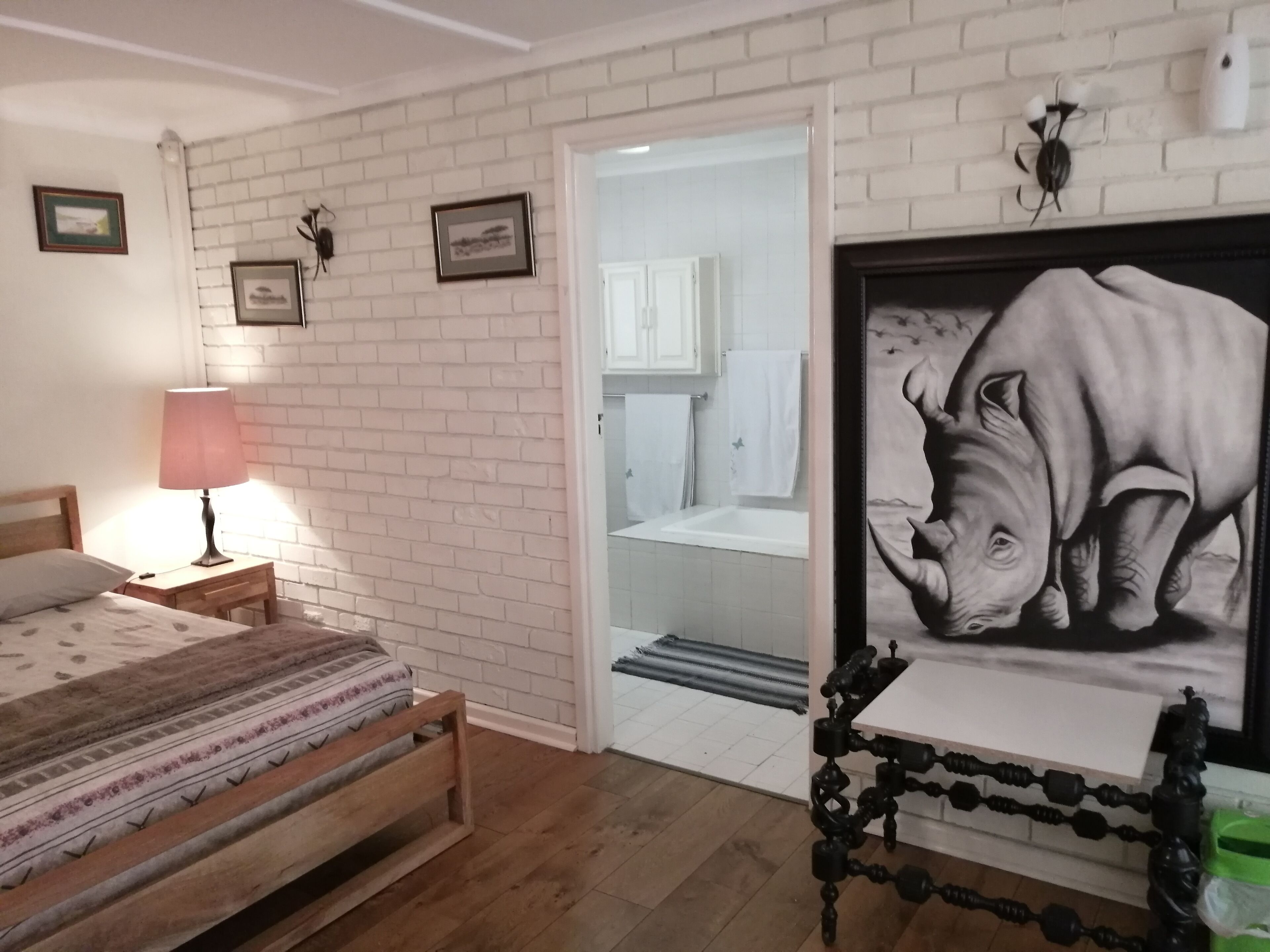 1 camera, ferro/asse da stiro, Wi-Fi, lenzuola