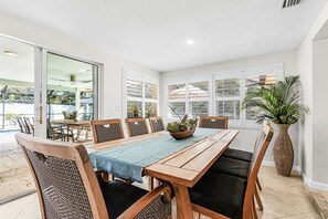 تناول الطعام