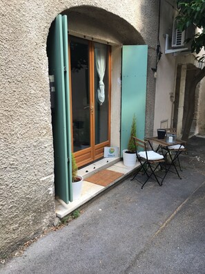 Exterior detail - The Nico Zen Home Workshop (Vendargues)
